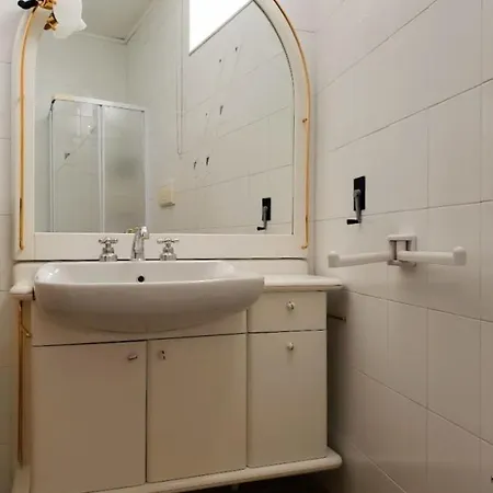 La Tesa Villa *
