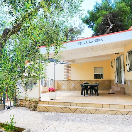 La Tesa Villa Monte Sant'Angelo